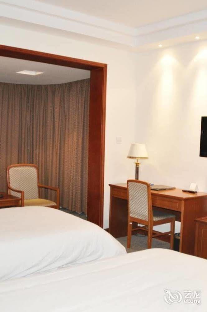Byfond Hotel Shanghai Eksteriør bilde